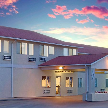 Super 8 By Wyndham Vernal Ut מראה חיצוני תמונה